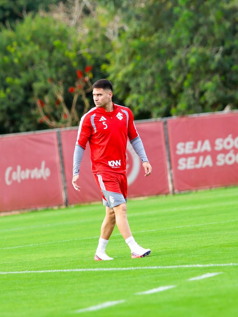Villagra, volante do Inter. Foto: Ricardo Duarte / SC Internacional