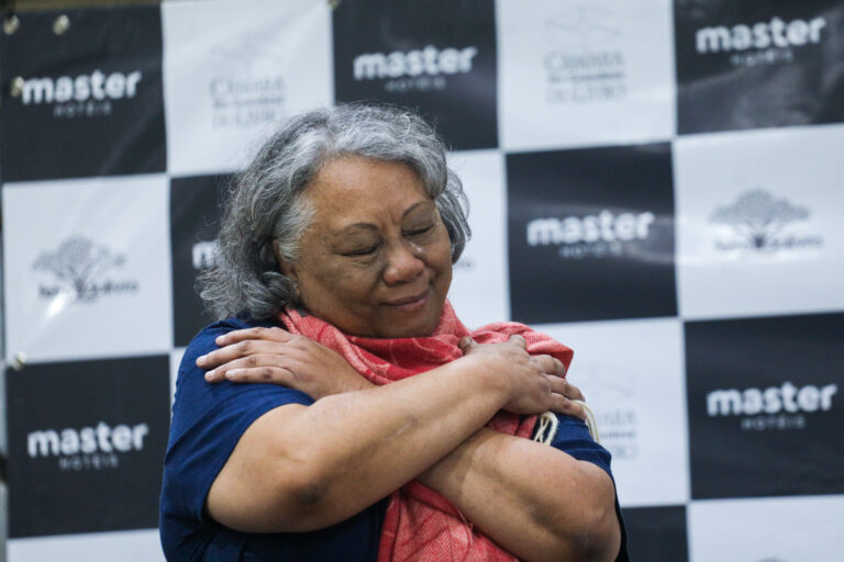 Foi divulgado na manhã desta terça-feira, 4, a nova patrona da Feira do Livro 2026 de Porto Alegre. O nome é Heloísa Pires Lima