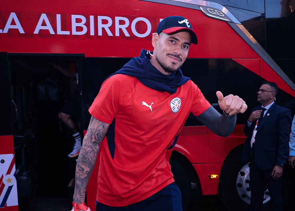 Atacante paraguaio Tonny Sanabria contratado pelo Inter.