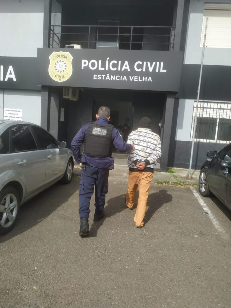Foragido é encontrado e capturado em Estância Velha. (Foto: Divulgação / GCM)